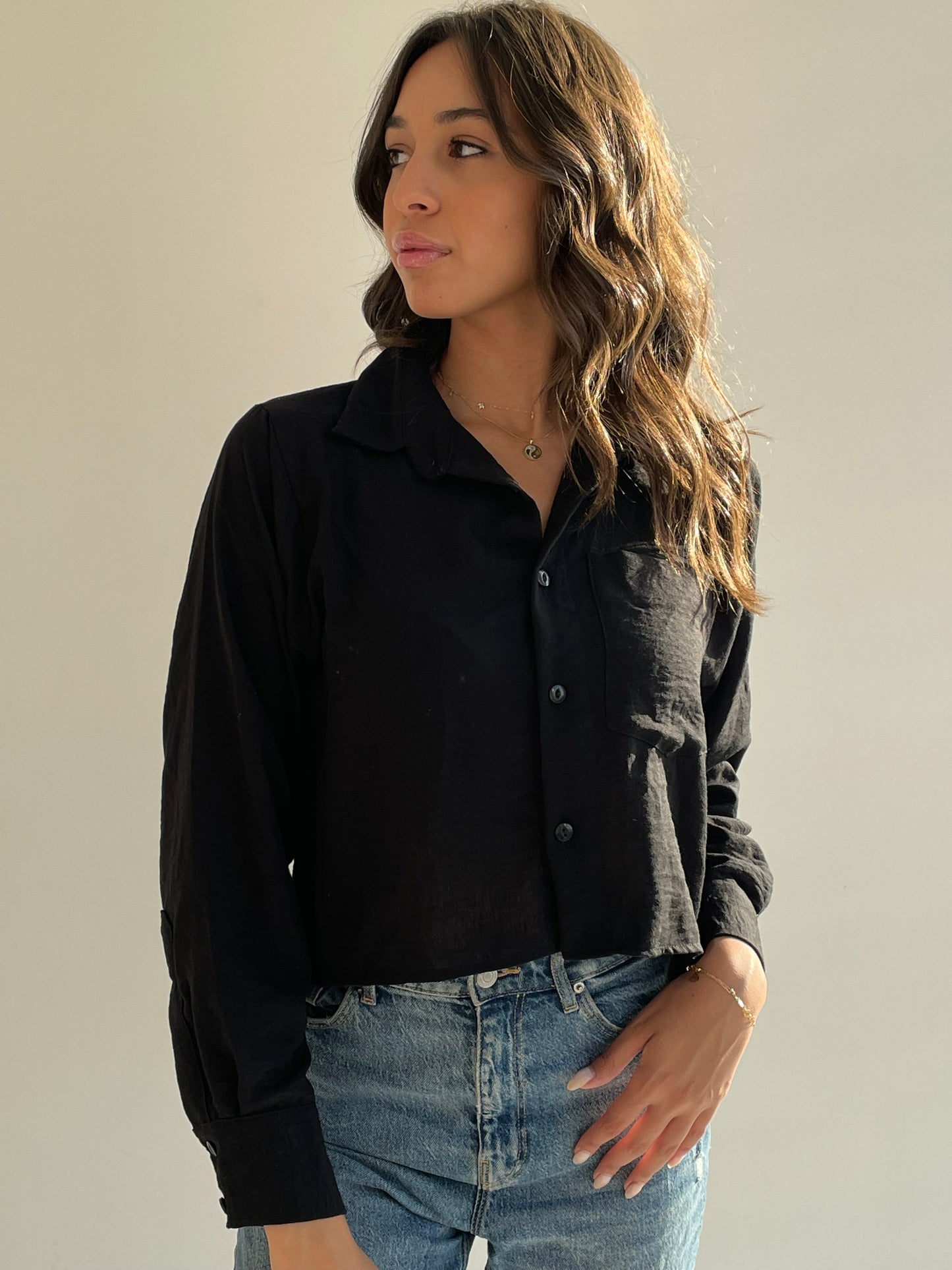 BLACK LINEN CHEMISE